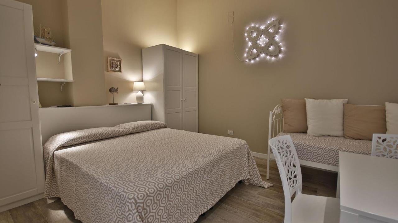 Casa Levante A 75 Mt Dalla Spiaggia Monopoli Eksteriør billede