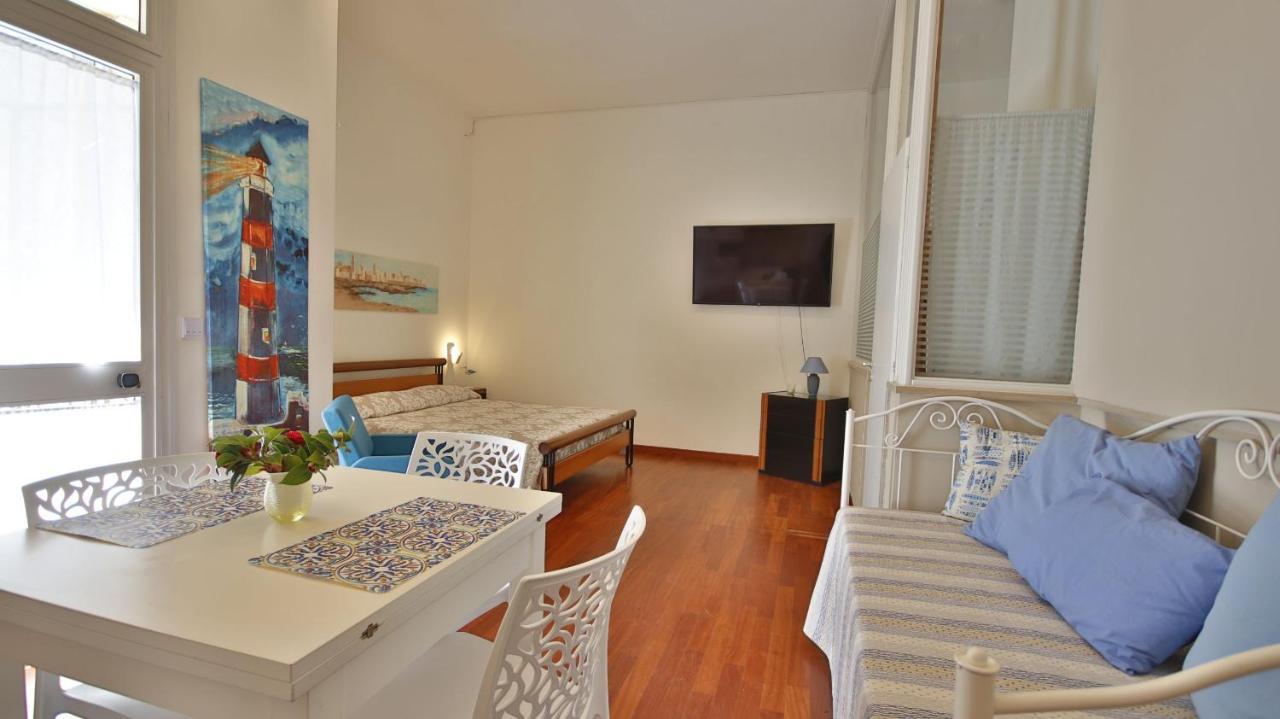 Casa Levante A 75 Mt Dalla Spiaggia Monopoli Eksteriør billede