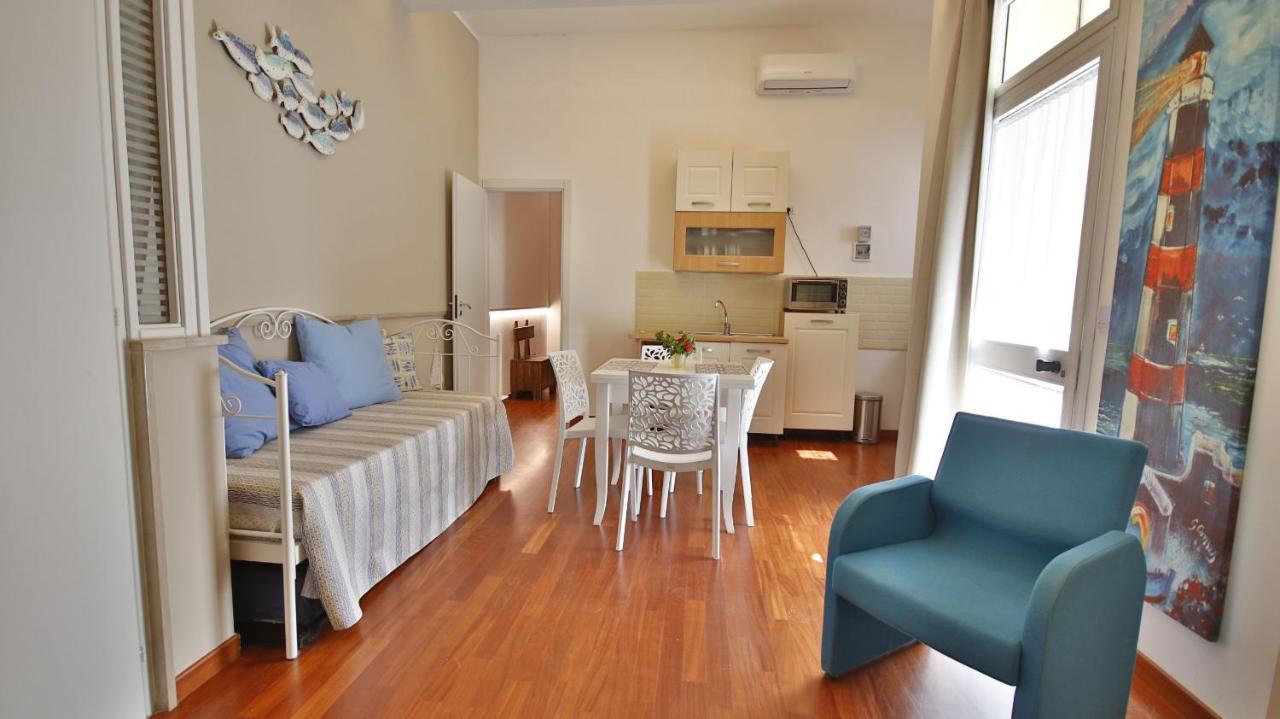Casa Levante A 75 Mt Dalla Spiaggia Monopoli Eksteriør billede